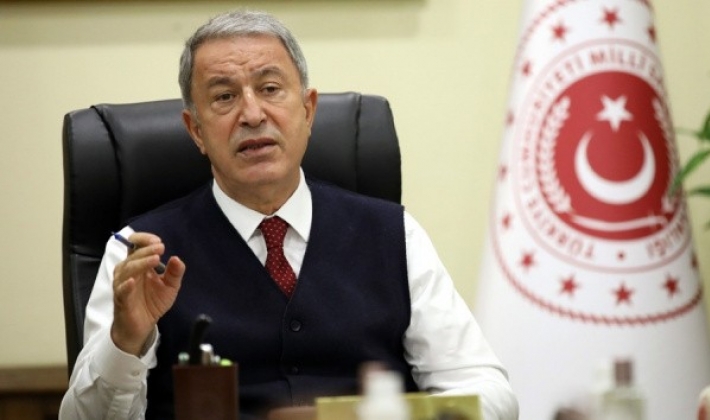 Bakan Akar: 'ABD'nin DEAŞ'la mücadele bahanesiyle YPG'ye destek vermesini doğru bulmuyoruz'